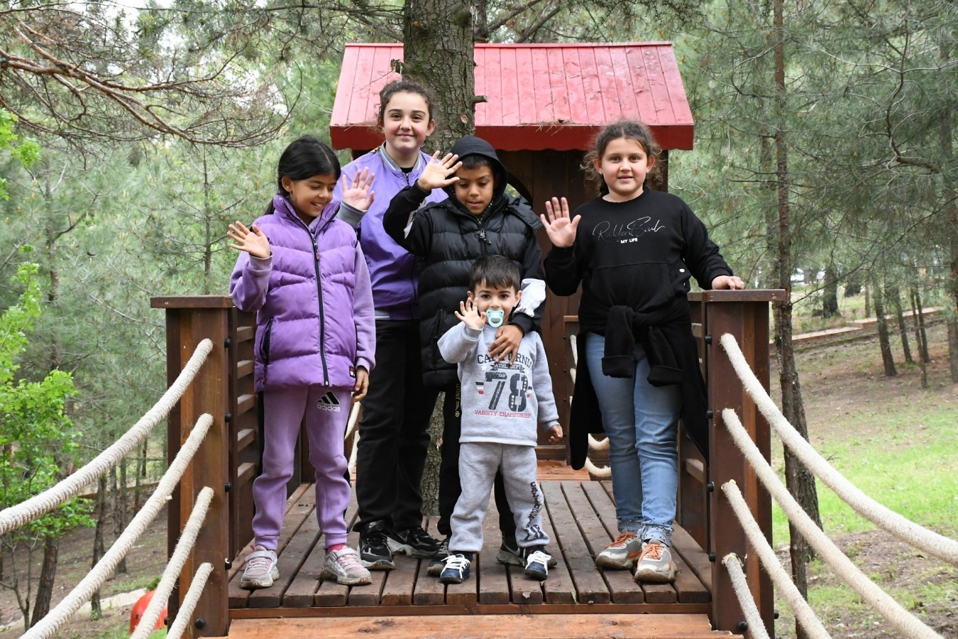 KIR KAHVESİ VE MASAL VADİSİ